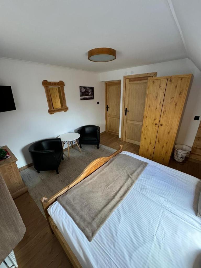 Apartamenty I Pokoje Krupowki Tuz Tuz Zakopane Habitación foto